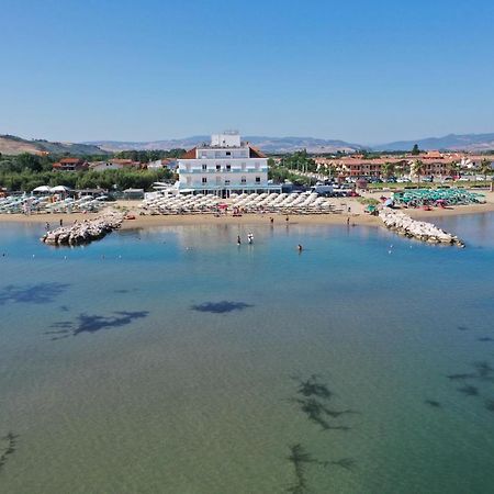 Hotel Strand مارينا دي مونتينيرو المظهر الخارجي الصورة