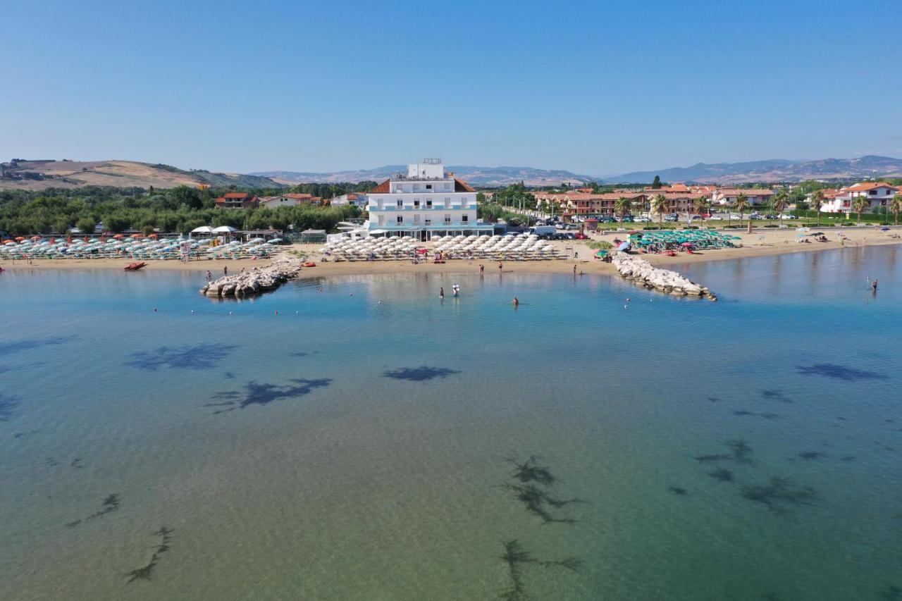 Hotel Strand مارينا دي مونتينيرو المظهر الخارجي الصورة